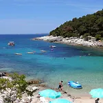 By The Sea Апартаменты Мали-Лошинь