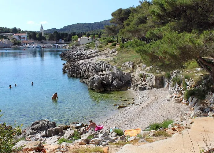 By The Sea * 말리로시니